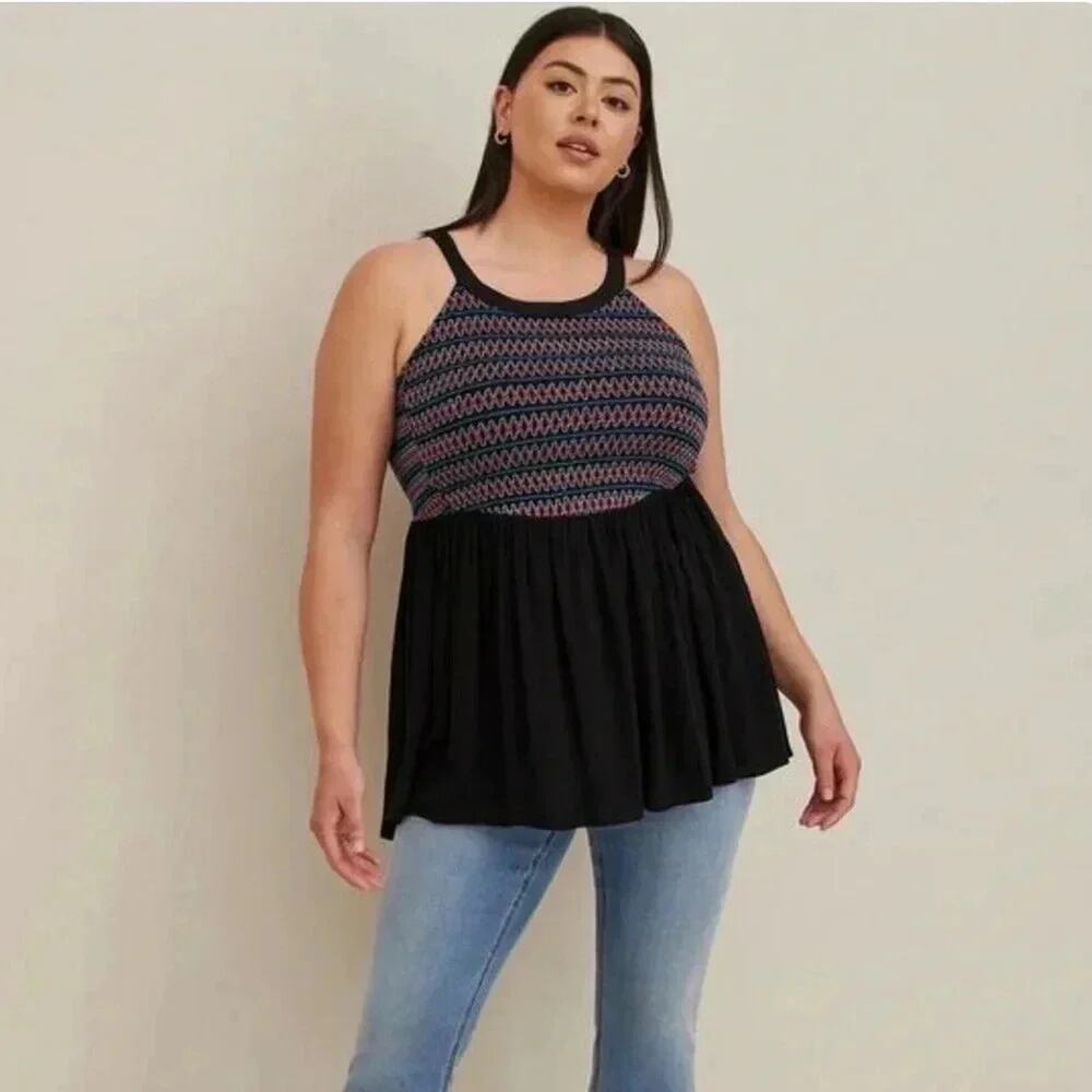 Torrid Womens Halter Top Smocked- Crinkle‎ Gauze Black stretchy soft top